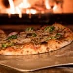 用木屑丸做的比萨饼